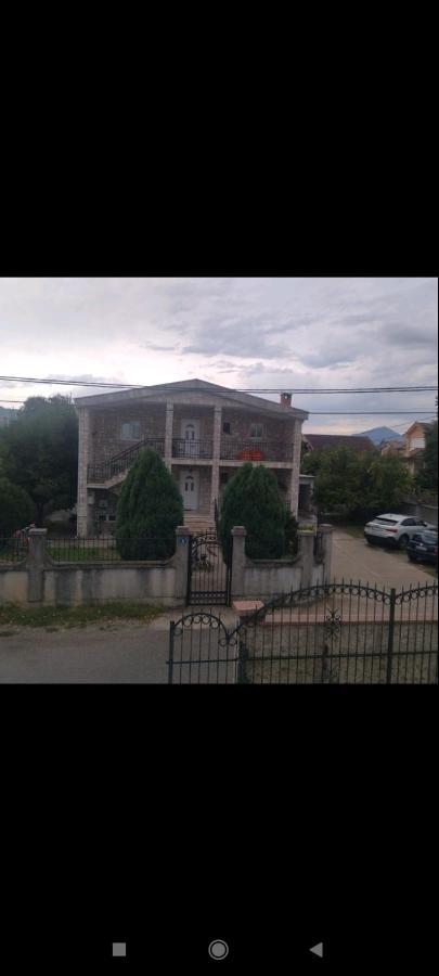Vila Luka Villa Podgorica Exterior photo